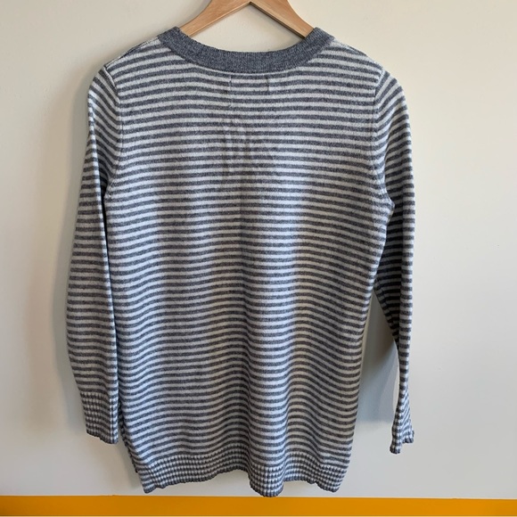 ANTHROPOLOGIE Serena V-Neck Sweater . - Picture 6 of 8